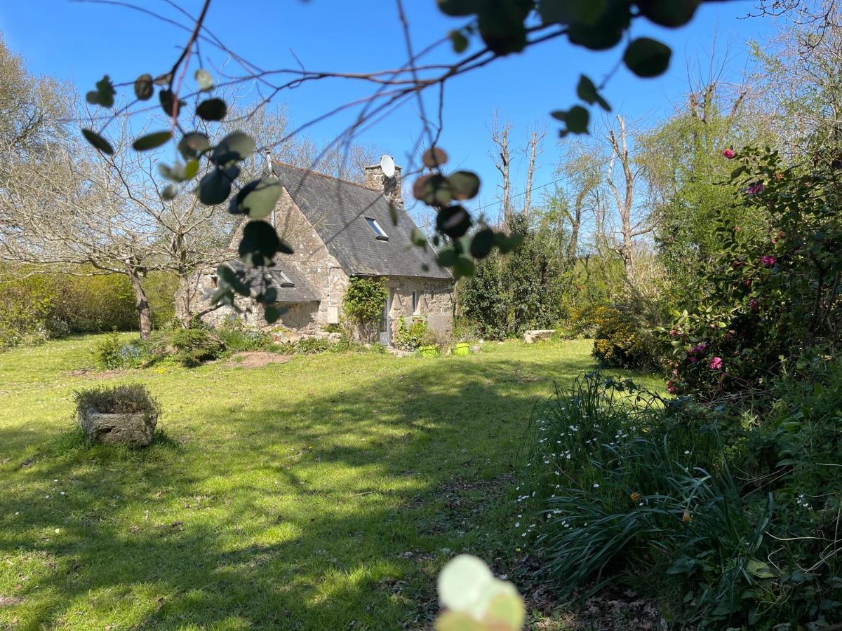 Villa An ti Bihan, Gite Breton à la campagne à Tonquédec Extérieur photo