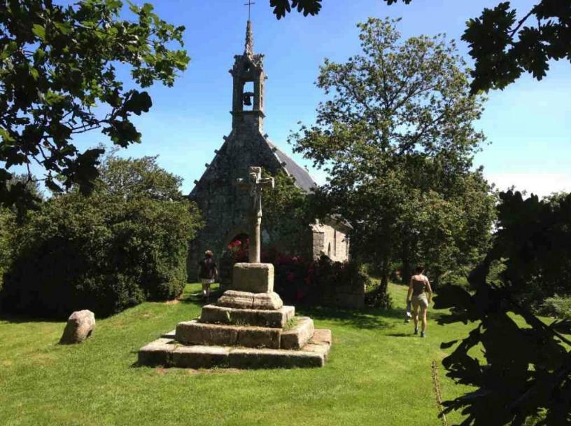 Villa An ti Bihan, Gite Breton à la campagne à Tonquédec Extérieur photo