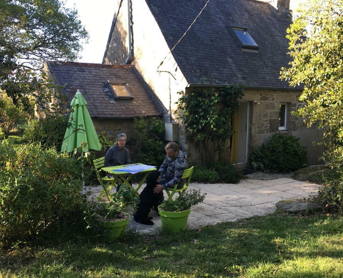 Villa An ti Bihan, Gite Breton à la campagne à Tonquédec Extérieur photo