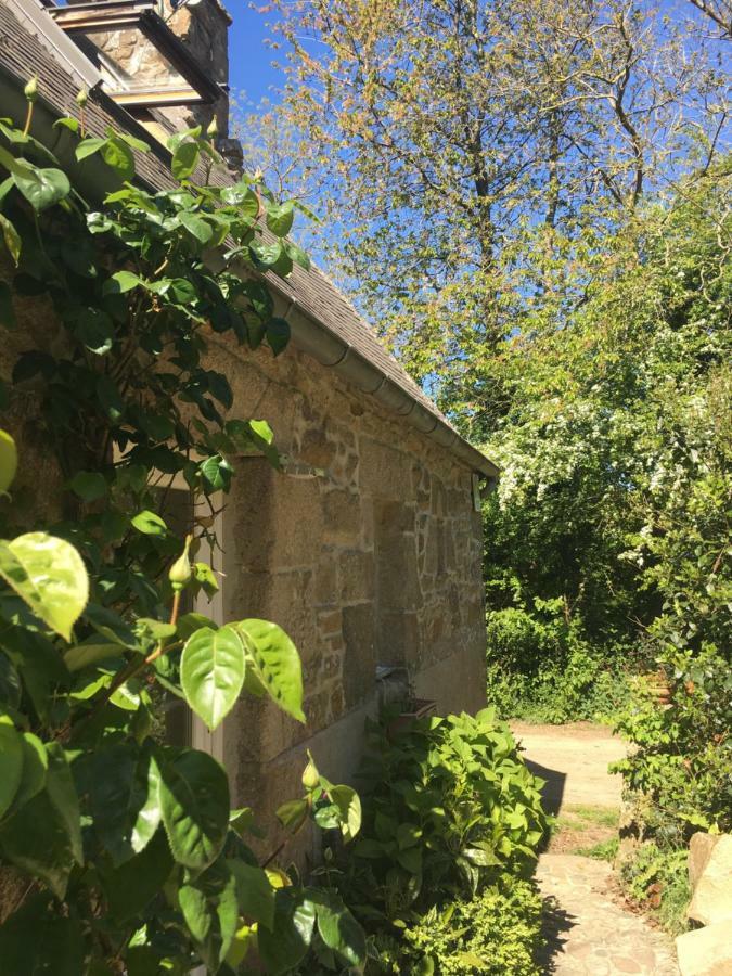 Villa An ti Bihan, Gite Breton à la campagne à Tonquédec Extérieur photo